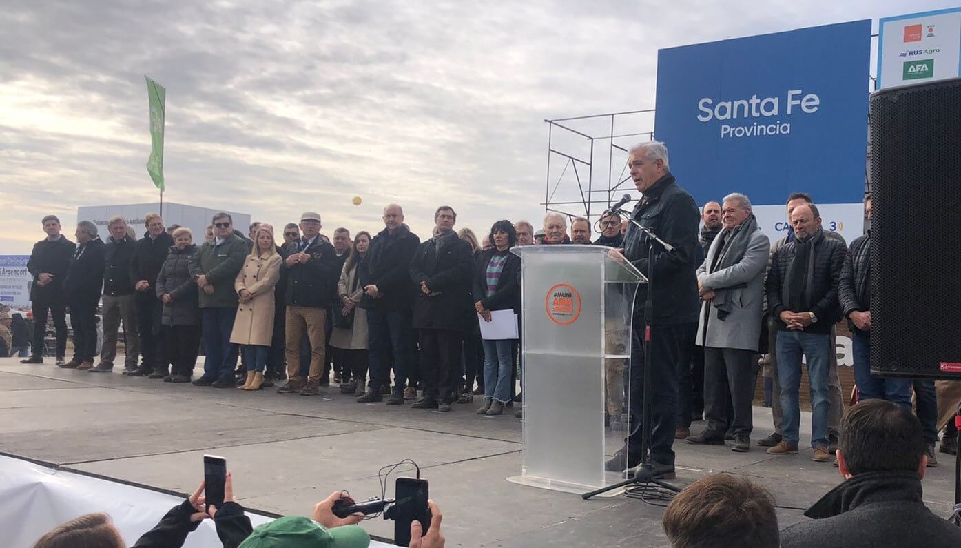 El campo volvió a reclamar por la falta de gasoil y Domínguez aseguró que “no va a faltar”