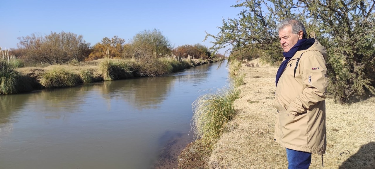Busso visitó la zona donde se construirá el Acueducto Ganadero La Providencia, La Ramada y Santa Ana