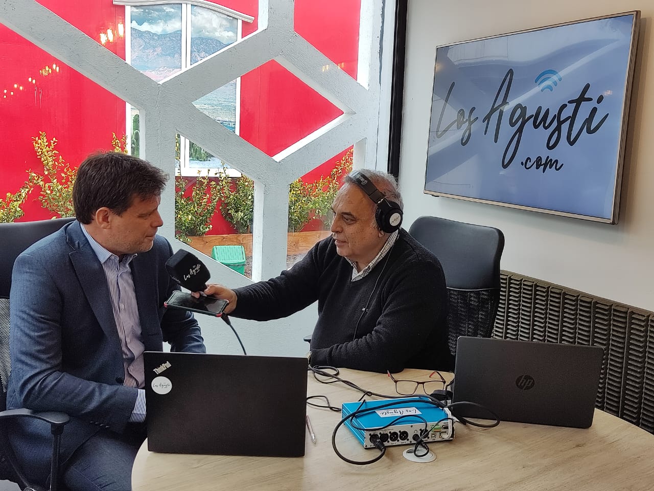 Mainero exhibe su línea de productos en la Expo Rural presentando la nueva rotoenfardadora 5888 Auto