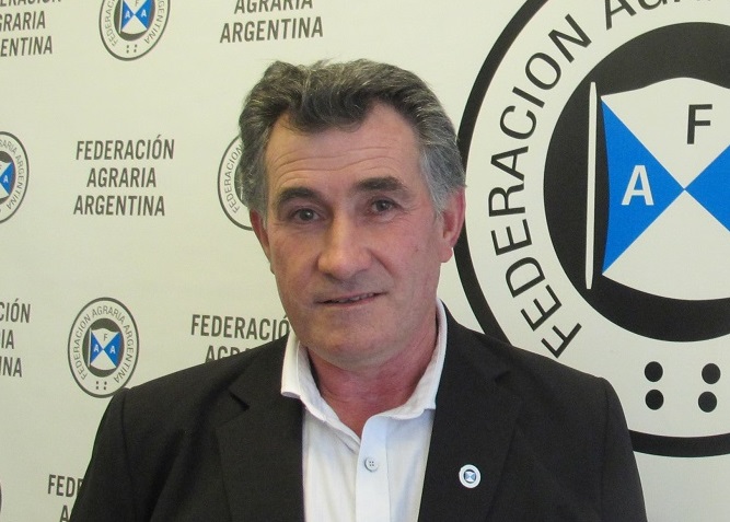"Suben costos y generan más trabas" dijo Achetoni sobre las políticas erráticas del Gobierno sobre el dólar-soja