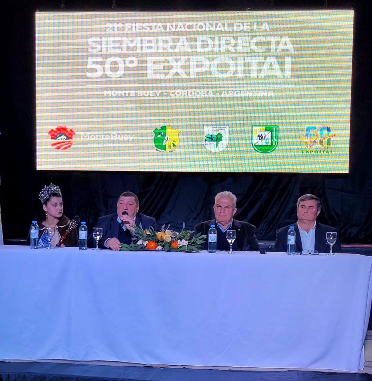 En el predio central de Monte Buey se realiza la 21º Fiesta Nacional de la Siembra Directa y 50º Expoitai
