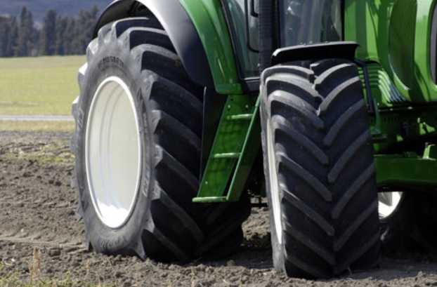 Alerta la Sociedad Rural por el impacto en el campo de la crisis de los neumáticos