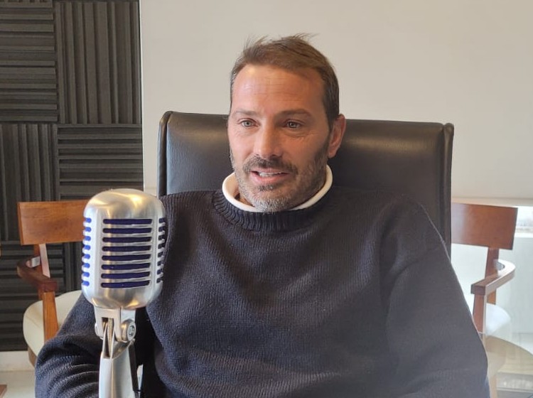 Maíz temprano: "El ritmo que tenemos de siembra es muy bueno pero en los próximos días se puede parar por la falta de humedad en los perfiles", dijo Gastón Favaro