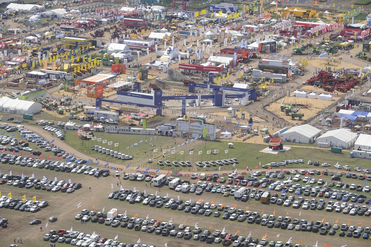 Con una fuerte presencia de expositores y público, abrió sus puertas la Expoagro 2023 en San Nicolás