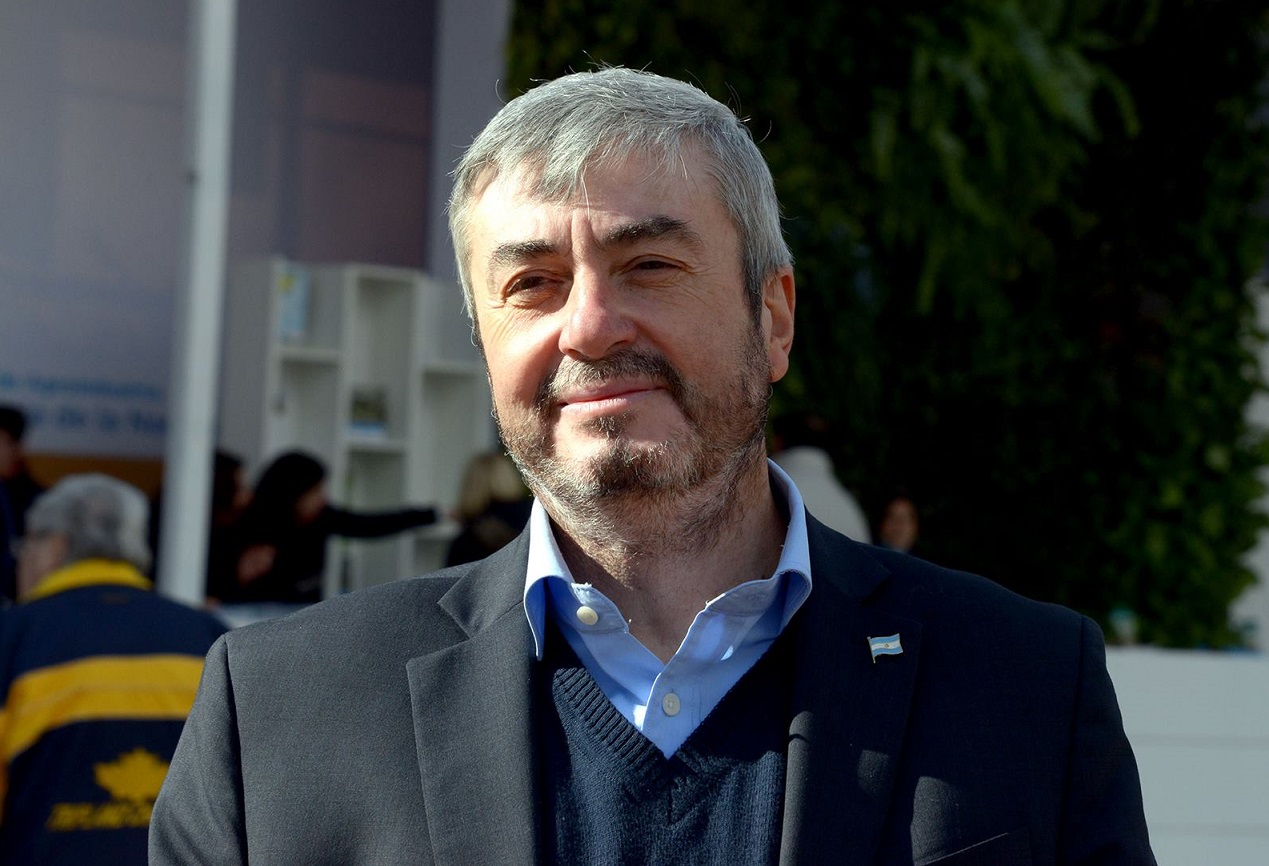 “Ante una campaña de soja 2022/23 de muy bajos rendimiento por hectárea, del total de dólares que ingresarán al país por el cultivo el 60 % se lo queda el Estado", dice el productor Néstor Roulet