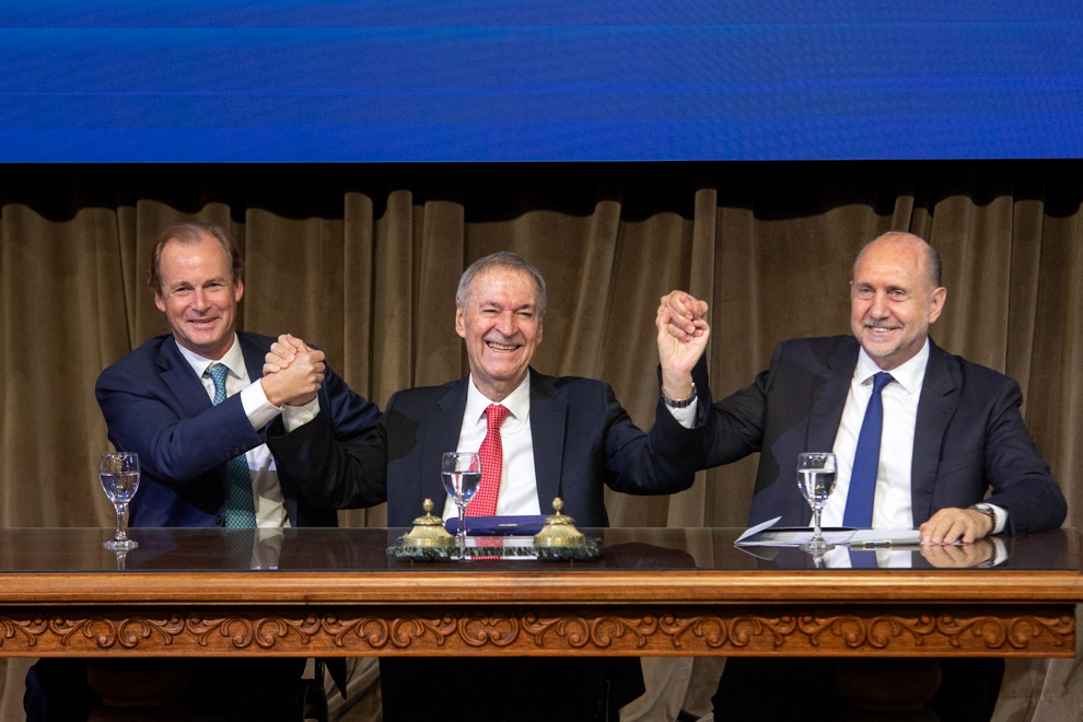 Schiaretti, Perotti y Bordet coincidieron en la necesidad de un país federal, productivo y con empleo