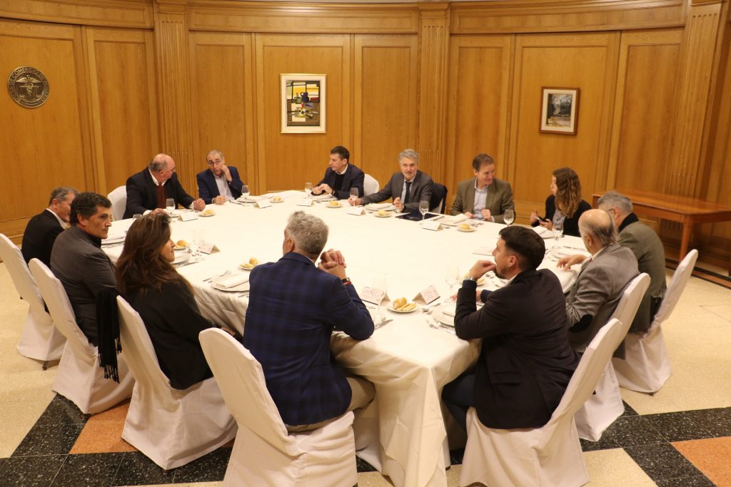 Bolsa de Comercio y Federación Industrial unen fuerzas para el desarrollo regional