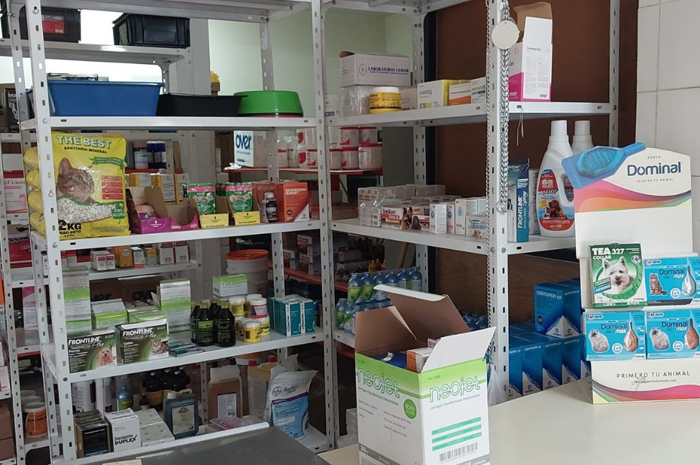 En Villa Maria constataron la aplicación de medicamentos inyectables y la venta de productos zooterápicos sin contar con profesional veterinario