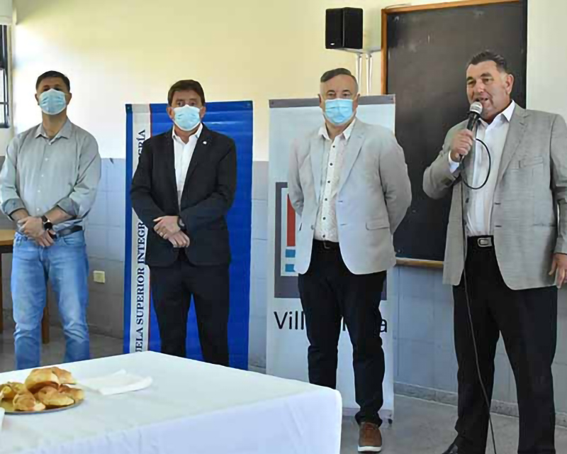 La Escuela de Lechería de Villa María y el Inta pondrán en marcha un tambo robotizado de última generación