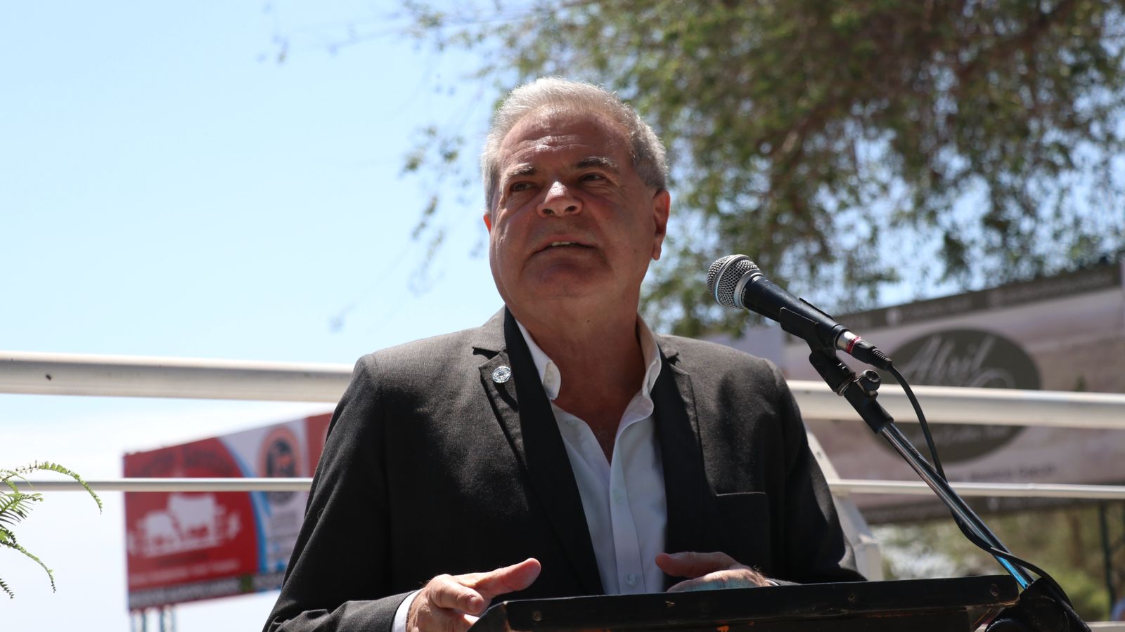 El ministro Busso cargó contra Massa por el faltante de combustibles