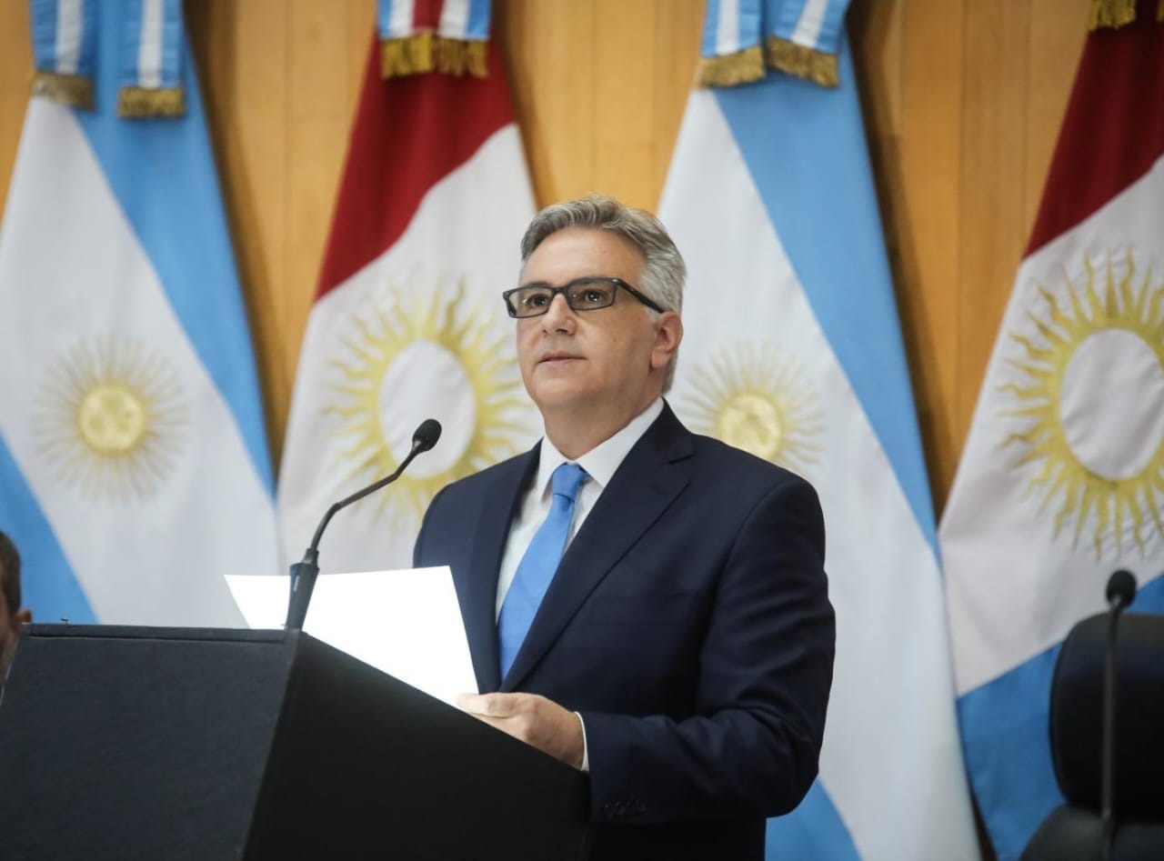 Martín Llaryora juró como gobernador de la Provincia por el período 2023-2027