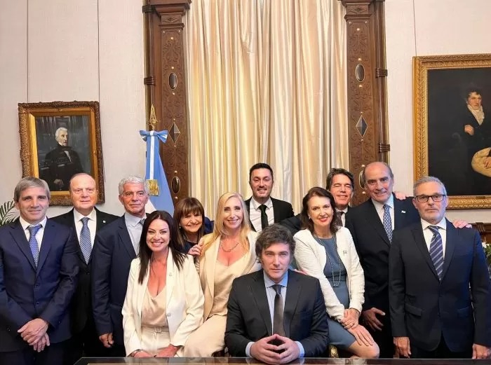 Las Bases Federadas advierten: “Se han caído todas las caretas”