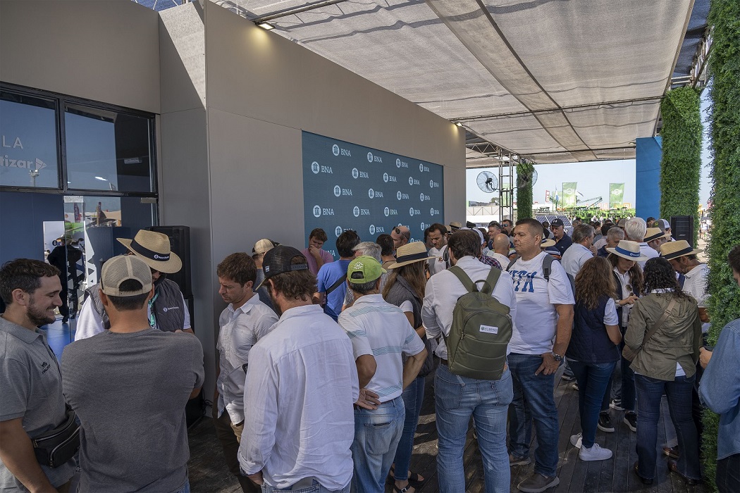 El BNA en Expoagro: récord de operaciones en financiamiento para el sector agroindustrial por $ 900 mil millones y US$ 450 millones