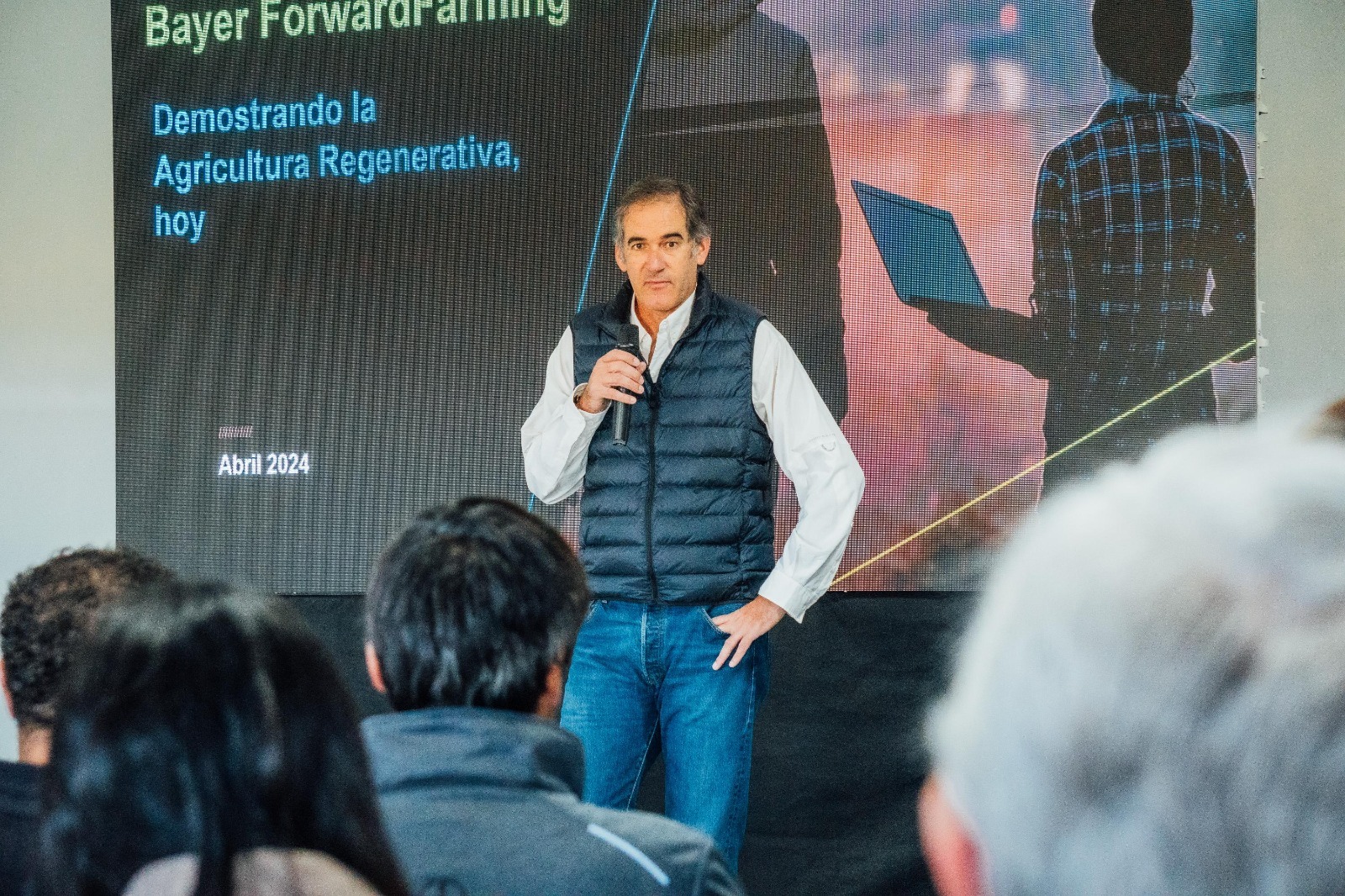 Bayer presenta Forward Farming Members: una red de productores agropecuarios de Argentina y Uruguay comprometidos con la agricultura regenerativa.