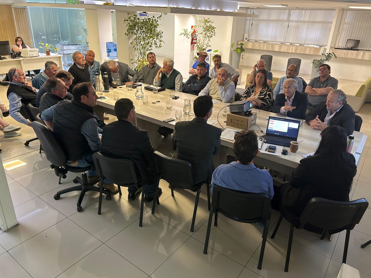 Consorcios Camineros: reunión de trabajo para analizar cambios normativos