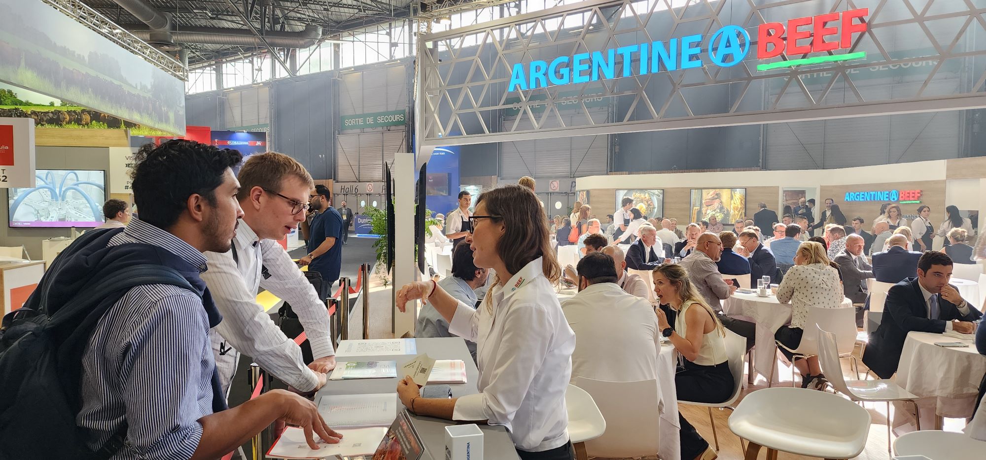 SIAL París: "Hubo optimismo, negocios y muy buenas perspectivas, según comentaron los empresarios al cierre de la muestra"