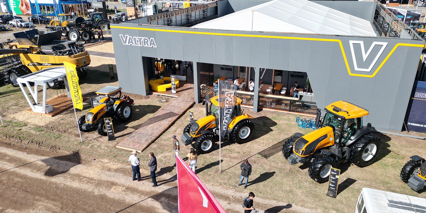 VALTRA reafirma su liderazgo en Expoagro 2025 al participar nuevamente como Tractor Oficial, consolidando su presencia en la principal muestra agroindustrial de la región