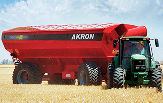 Akron presenta 6 nuevos equipos en Expoagro y la gran novedad: la tolva GranMax 4637