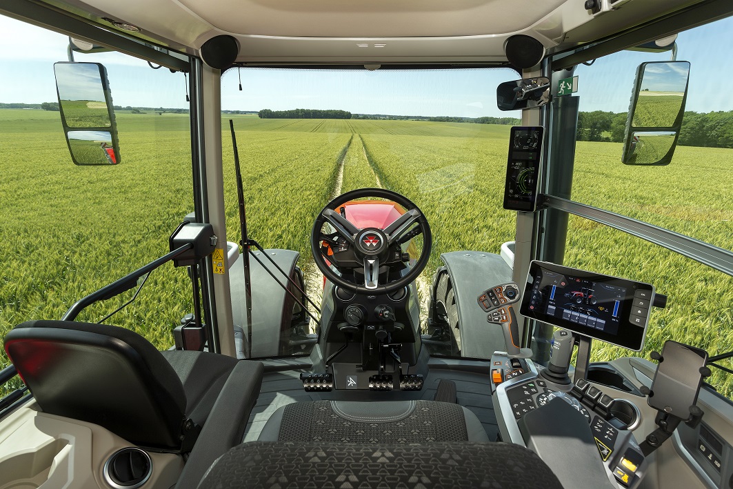 Massey Ferguson presenta la Serie MF 8S, una nueva era de tractores sencillos, fiables y conectados