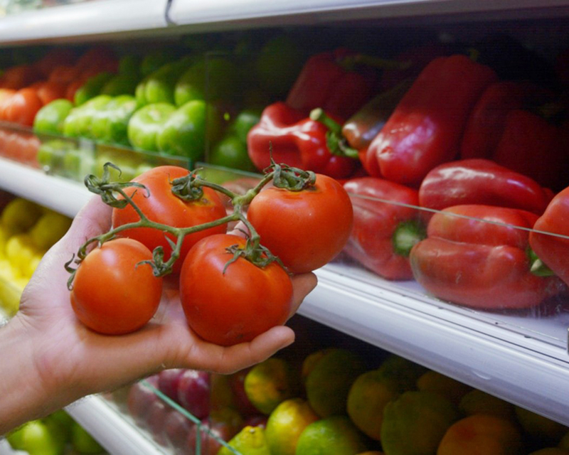 El consumidor pagó 6,22 veces más de lo que cobró el productor
