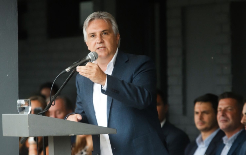 Llaryora celebró el aumento del corte de bioetanol y pidió avanzar hacia una ley que garantice previsibilidad