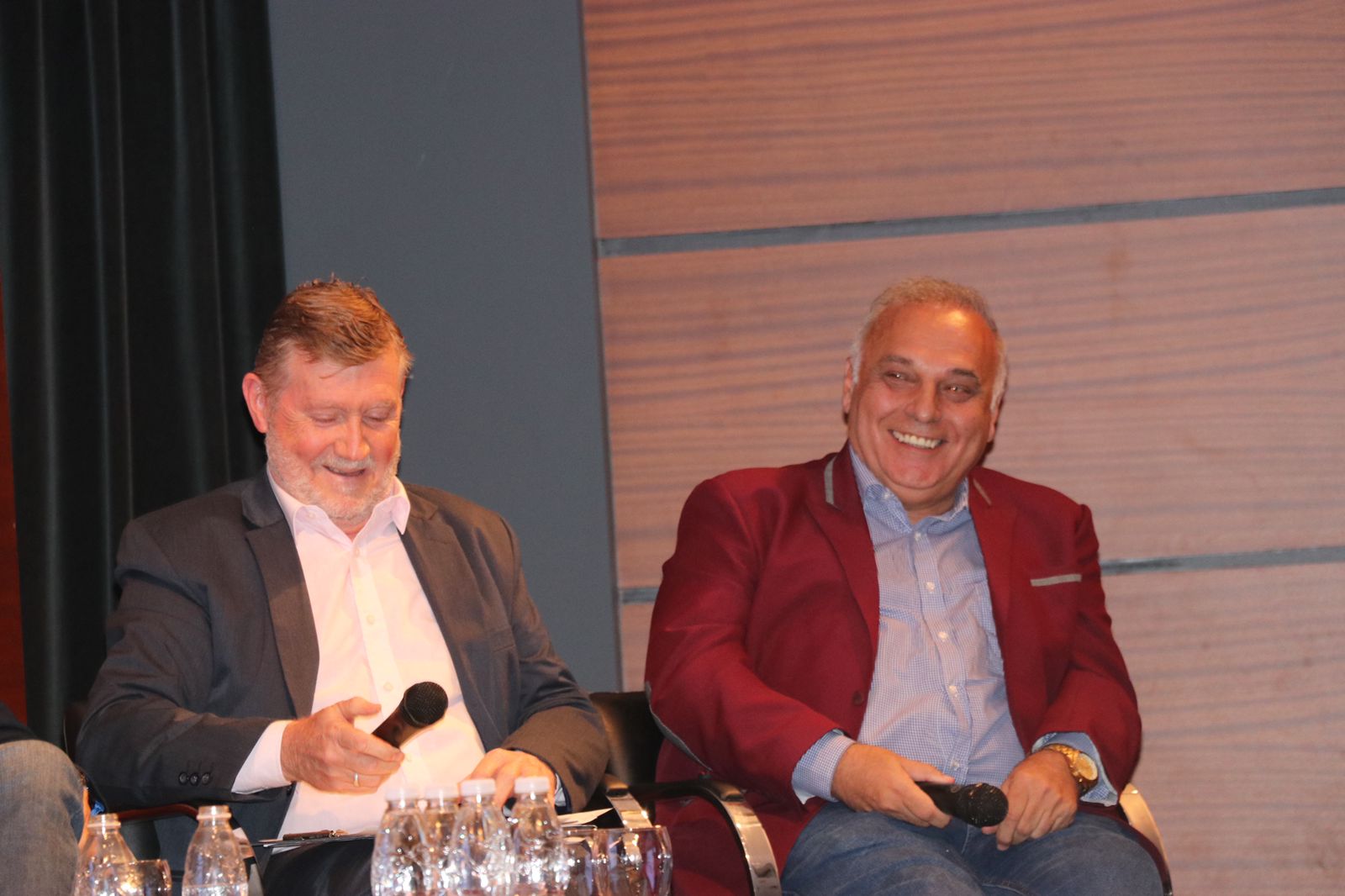 Charla debate "Córdoba motor de la agroindustria argentina" organizada por Grupo Clarín