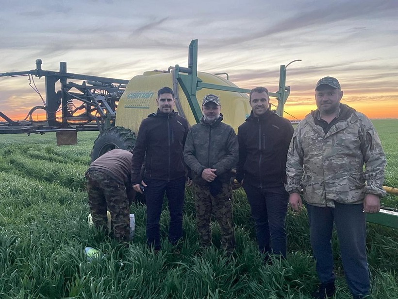 Una empresa de Las Parejas concretó la entrega de equipos en Rusia, plena zona del conflicto bélico.